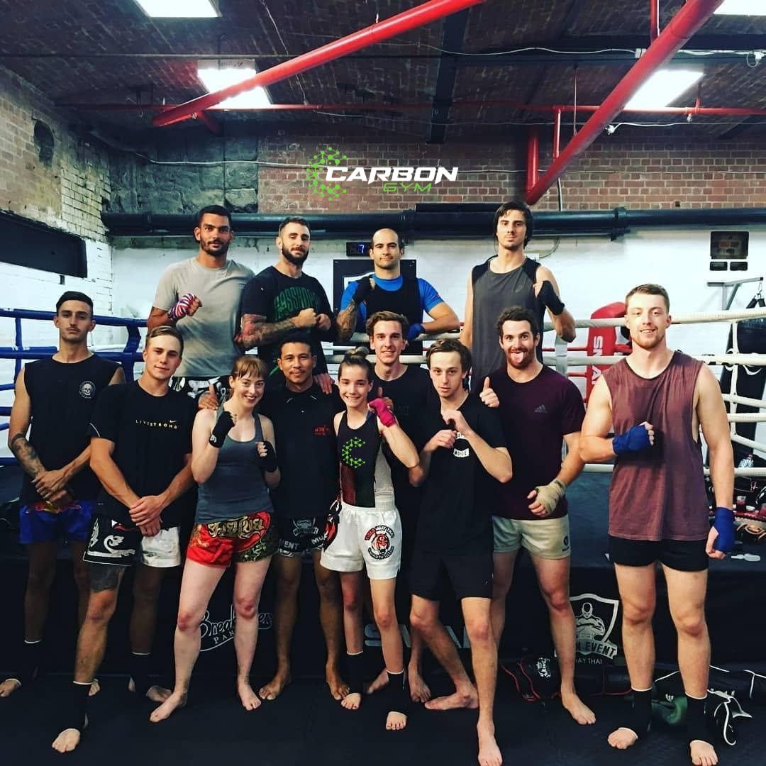 Muay Thai trainer Geelong class at Carbon Gym