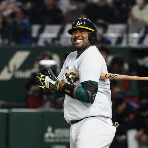 Darryl George reacting after a hit for Australia during the 2023 World Baseball Classic quarter-final against Cuba